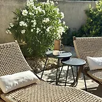 Cozycoast Villa *