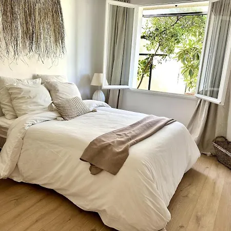 Cozycoast Villa